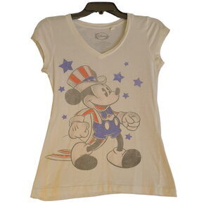 Disney Womens T-Shirt White Size XS 100% Cotton Mickey Patriotic Pullover